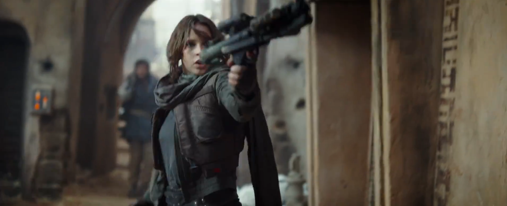 Star Wars Rogue One Reshoots: المخرج في خطر حقًا؟