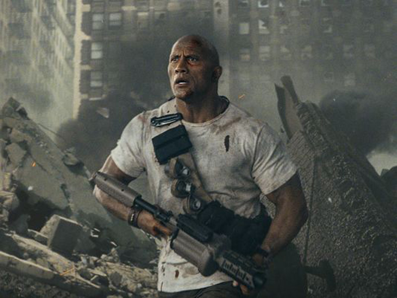 قبل ساعات قليلة من الإعلان التشويقي، كشف دواين جونسون عن الملصق الأول لفيلم Rampage