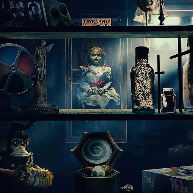 تعود عائلة Warrens في العرض الترويجي الجديد لفيلم Annabelle: House of Evil