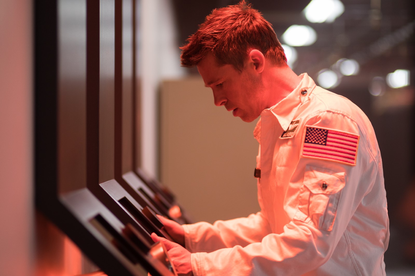 Ad Astra: James Gray يضحك على الانتقادات على فيلمه SF