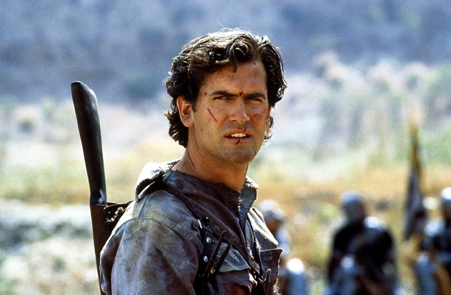 Evil Dead: بروس كامبل يُشوق لمسلسل جديد مع Ash